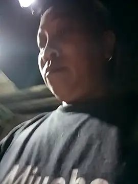 Snapshot of Mamapm20 chatting on September 21, 2:27 pm Mamapm20 online show from September 21, 2:27 pm