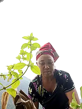 Snapshot of Mamapm20 chatting on September 15, 10:12 am Mamapm20 online show from September 15, 10:12 am