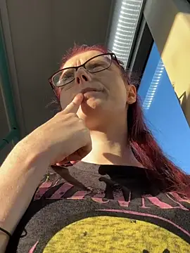 raen001 online show from November 25, 9:00 am