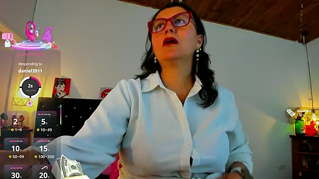 D Martii online show from November 6, 2:23 pm