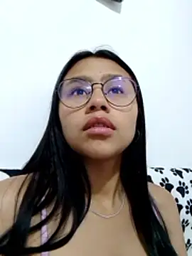 SofieLove 01 online show from April 1, 9:21 am