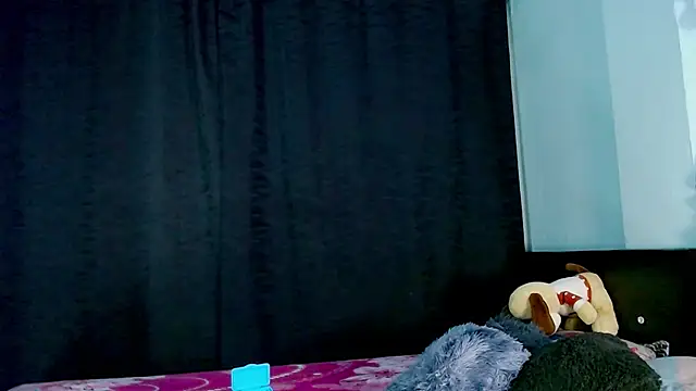 EVAH LEE  online show from November 26, 3:40 am