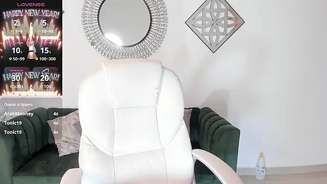 Sharon breezee online show from October 28, 4:40 am