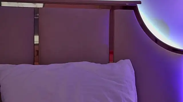 MeganStrain online show from January 7, 3:21 am