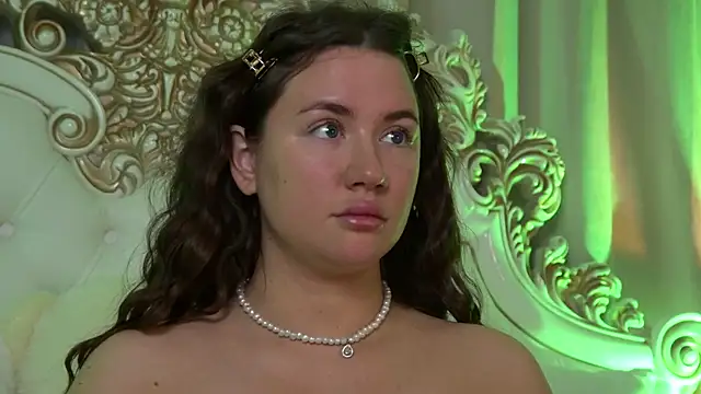 MeganStrain online show from January 13, 3:23 am