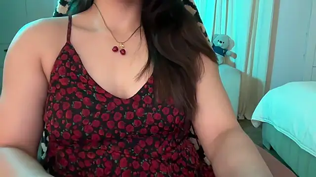 Hot vibes143 online show from June 27, 6:47 pm