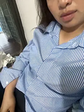 Nhung584 online show from October 16, 9:56 am