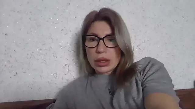 fox red lady7 online show from February 20, 8:49 am