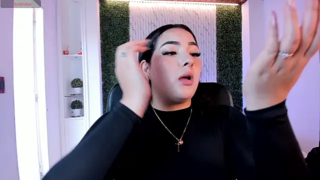 sofiacaramel online show from February 17, 2:05 pm