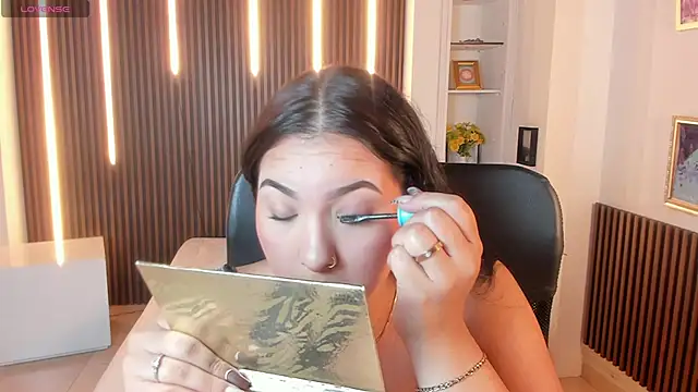 sofiacaramel online show from November 18, 2:51 pm