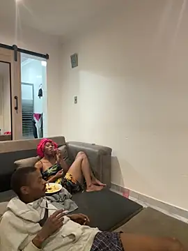 BBCStrongD online show from October 25, 7:21 pm