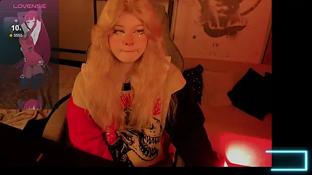 LilithNelson online show from November 11, 8:39 pm