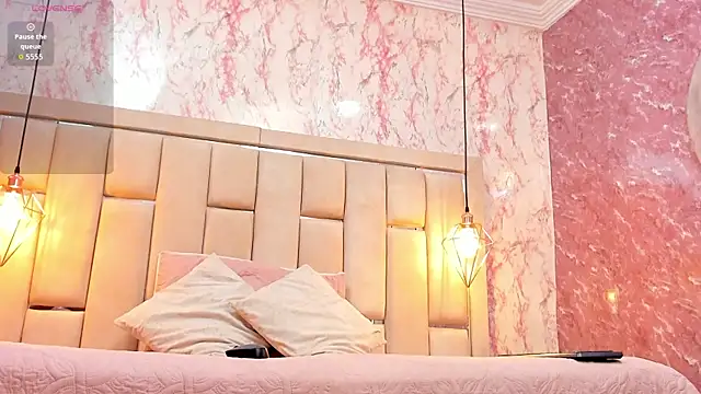 WILD FIREE  online show from September 18, 8:40 pm