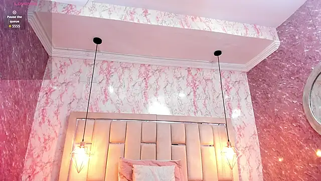 WILD FIREE  online show from September 26, 7:33 pm