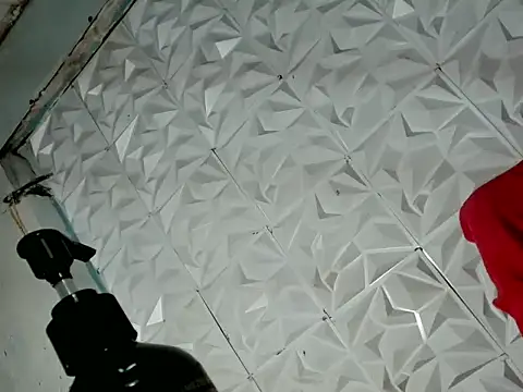 hugecockbabe online show from February 20, 9:11 am