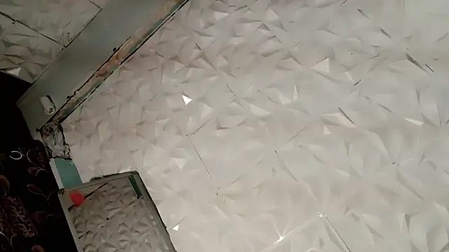 Snapshot of hugecockbabe chatting on October 18, 8:06 am hugecockbabe online show from October 18, 8:06 am