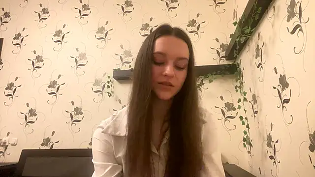 Snapshot of AshleyEady chatting on October 18, 9:27 pm AshleyEady online show from October 18, 9:27 pm