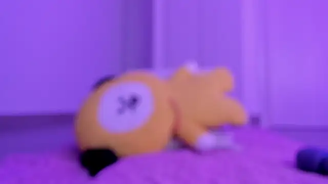 Chloemin online show from February 9, 10:45 pm