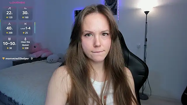 cute little ass online show from October 19, 1:02 pm