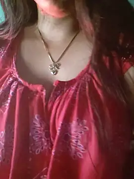 yoursexy rumi online show from August 5, 7:31 pm