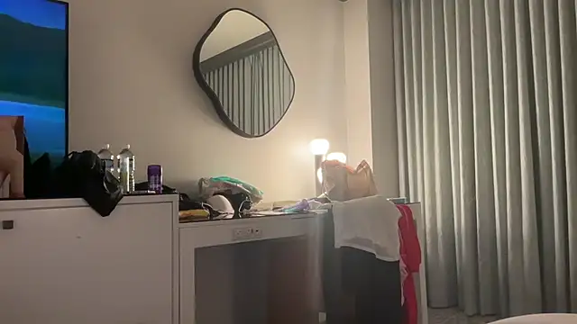 prettyykitty22 online show from June 28, 3:02 am