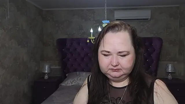 Eloisa Eliot online show from December 16, 6:14 pm