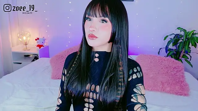 cuteezoe online show from March 25, 3:56 am