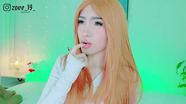 cuteezoe online show from April 18, 4:15 am