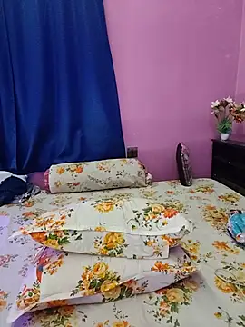 hoty sonali online show from July 6, 7:46 am