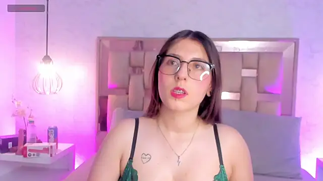 ScarlettRox online show from April 20, 7:39 pm