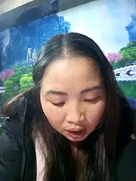 PhamPhung online show from March 12, 1:36 pm