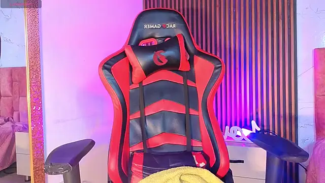 SpicyDemons online show from October 8, 5:34 am