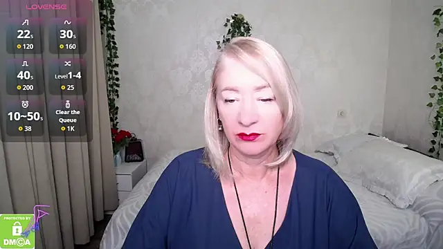 hunters woman online show from September 10, 4:51 pm