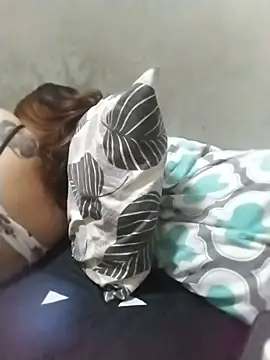 Rose slut squirt online show from June 12, 3:03 am