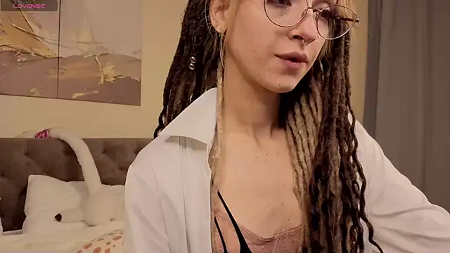 Ameli Shell online show from November 28, 1:41 am