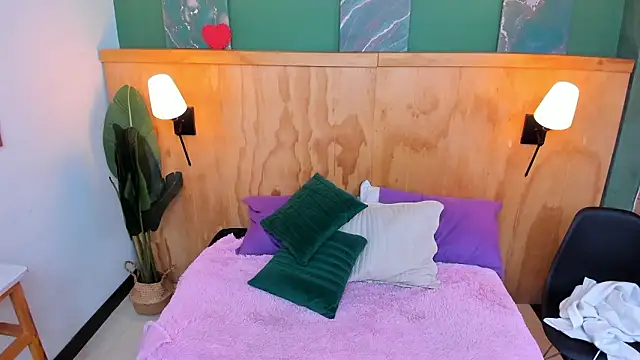 milavega  online show from January 14, 12:21 pm