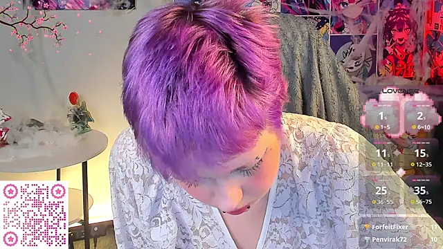 CarolineRichter online show from November 3, 8:18 am