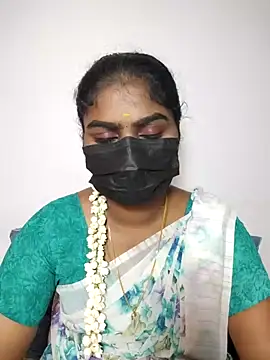 Snapshot of Tamil_Princess12 chatting on October 14, 6:32 pm Tamil Princess12 online show from October 14, 6:32 pm