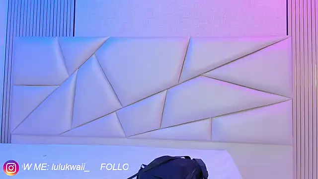 lulukawai16 online show from April 13, 7:03 pm