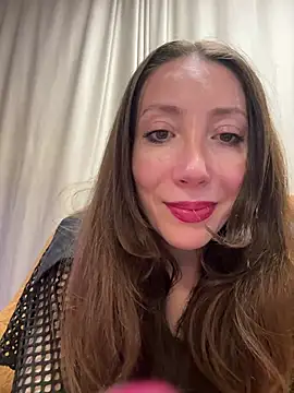 HellaryTourent online show from February 17, 6:29 pm