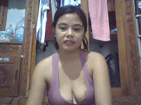 sweet heaven00 online show from March 26, 1:52 am