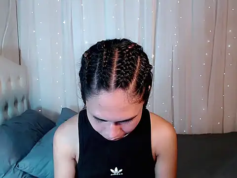 Snapshot of Iyotakody chatting on October 31, 7:51 pm Iyotakody online show from October 31, 7:51 pm