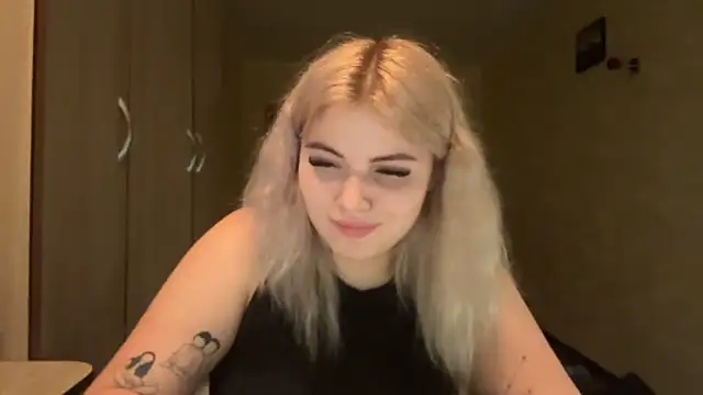 sunshinyflash online show from November 30, 6:34 pm