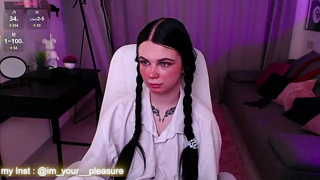 Michela Fruet online show from February 11, 1:31 am