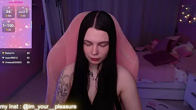 Michela Fruet online show from March 9, 2:26 am