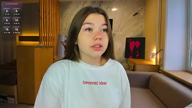 miss bubbles  online show from September 23, 12:53 am