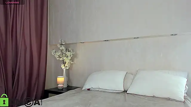 Adelina Bliss online show from May 29, 10:57 am