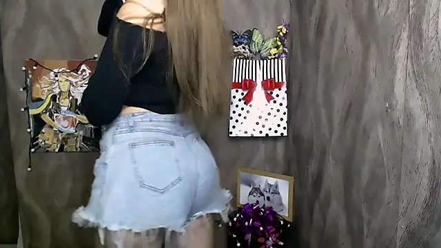 Linda S  online show from September 23, 9:18 am