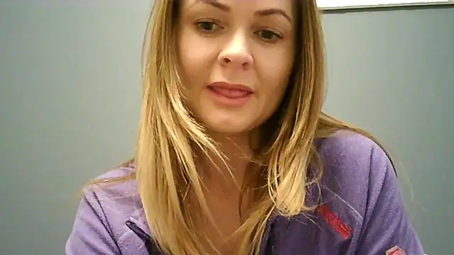 Ginger-bb online show from December 5, 8:03 am