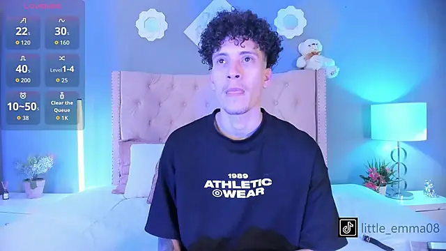 Joe And Emma online show from November 10, 11:11 pm